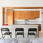 Cosy 1bdr Flat With Pool In By Lovelystay Lejlighed