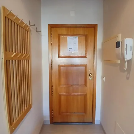 Appartement Cosy 1bdr Flat With Pool In By Lovelystay